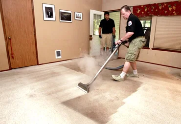 Mike Elllis steam cleaning residential carpet
